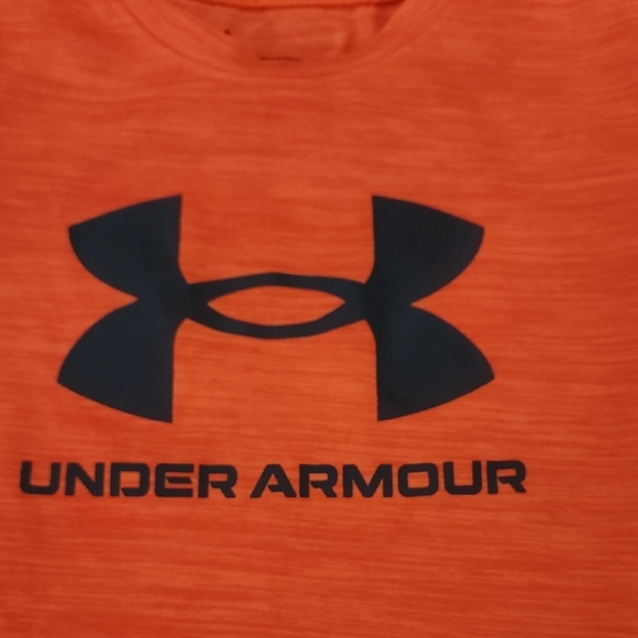 Under Armour Kids' Bright Orange Short Sleeve Shirt. Size 4 Worn Once - Picture 2 of 4